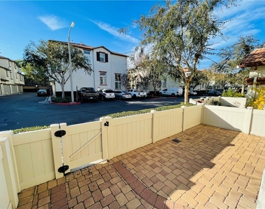 33590 Willow Haven Lane - Photo Thumbnail 3