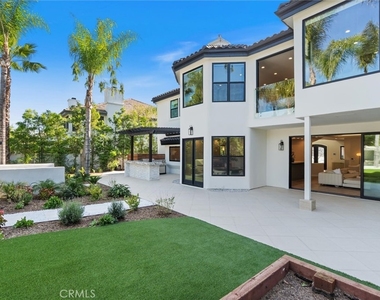 17437 Oak Creek Court - Photo Thumbnail 12