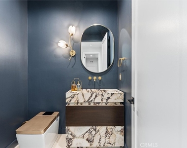17437 Oak Creek Court - Photo Thumbnail 54