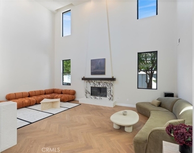 17437 Oak Creek Court - Photo Thumbnail 63