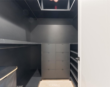 17437 Oak Creek Court - Photo Thumbnail 42