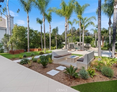 17437 Oak Creek Court - Photo Thumbnail 19