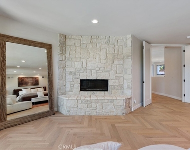 17437 Oak Creek Court - Photo Thumbnail 35