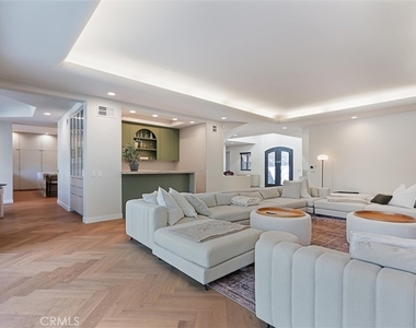 17437 Oak Creek Court - Photo Thumbnail 25