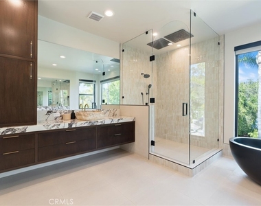 17437 Oak Creek Court - Photo Thumbnail 38