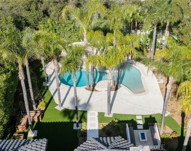 17437 Oak Creek Court - Photo Thumbnail 17