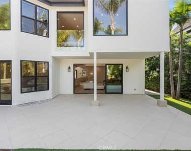 17437 Oak Creek Court - Photo Thumbnail 13