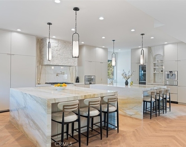 17437 Oak Creek Court - Photo Thumbnail 5