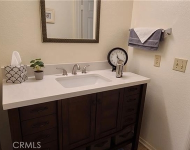 675 Oak Run Trail - Photo Thumbnail 11