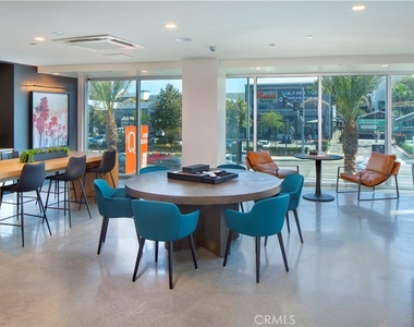 6235 Topanga Canyon Blvd Street - Photo Thumbnail 15