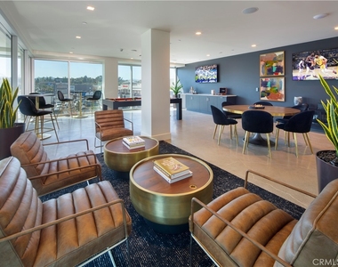 6235 Topanga Canyon Blvd Street - Photo Thumbnail 20