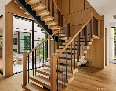 11937 Addison - Photo Thumbnail 2