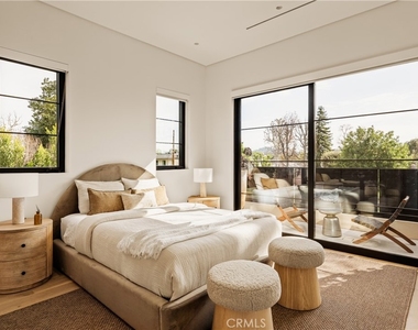 11937 Addison - Photo Thumbnail 10