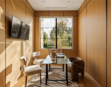 11937 Addison - Photo Thumbnail 24