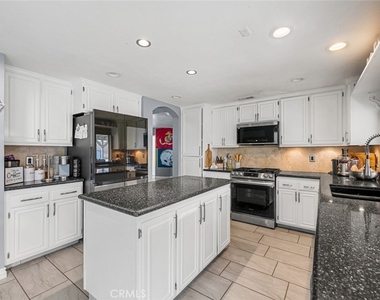42419 62nd Street W - Photo Thumbnail 16