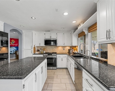 42419 62nd Street W - Photo Thumbnail 15