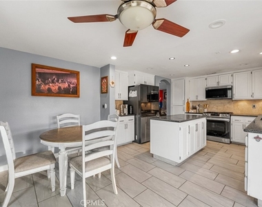 42419 62nd Street W - Photo Thumbnail 13