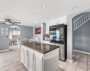 42419 62nd Street W - Photo Thumbnail 20