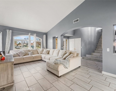 42419 62nd Street W - Photo Thumbnail 8