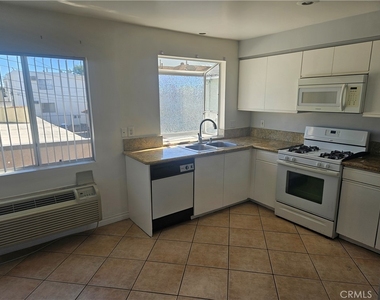 14159 Gilmore - Photo Thumbnail 5
