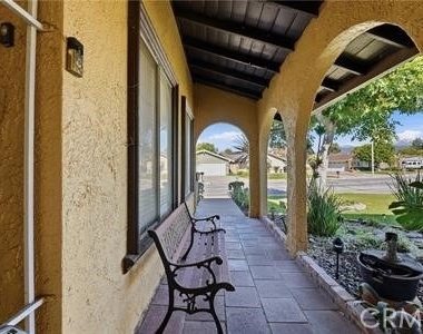 937 N Greenpark - Photo Thumbnail 33
