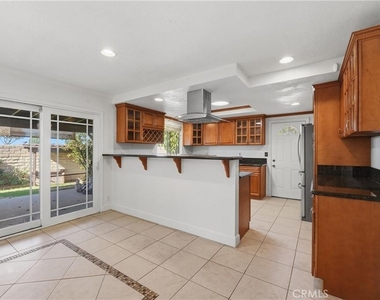 937 N Greenpark - Photo Thumbnail 3