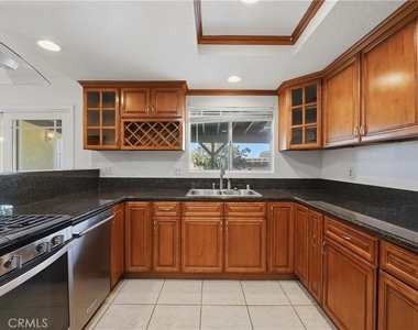 937 N Greenpark - Photo Thumbnail 4