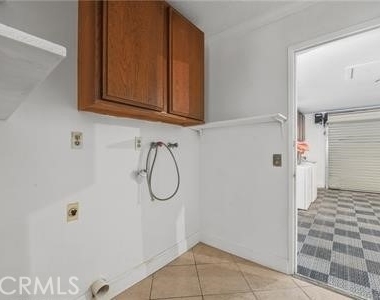 937 N Greenpark - Photo Thumbnail 22