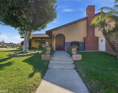 937 N Greenpark - Photo Thumbnail 34