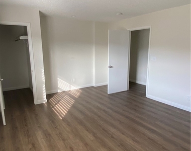 1518 Norman Place - Photo Thumbnail 7