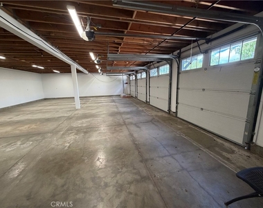 1790 E Burnett - Photo Thumbnail 15