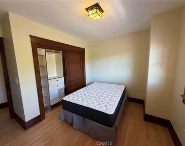 1790 E Burnett - Photo Thumbnail 14