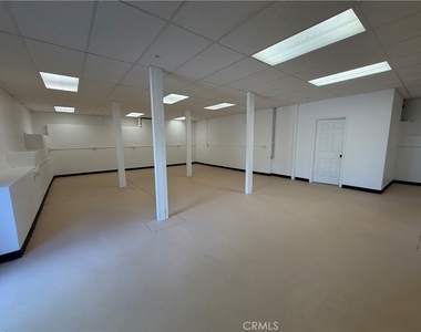 1790 E Burnett - Photo Thumbnail 17