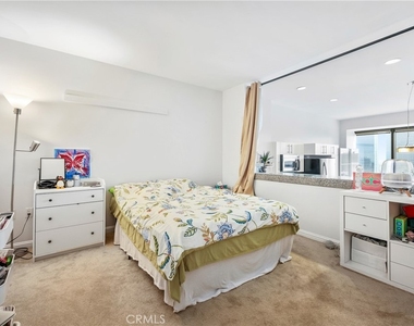 1100 Wilshire Boulevard - Photo Thumbnail 11