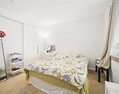 1100 Wilshire Boulevard - Photo Thumbnail 12