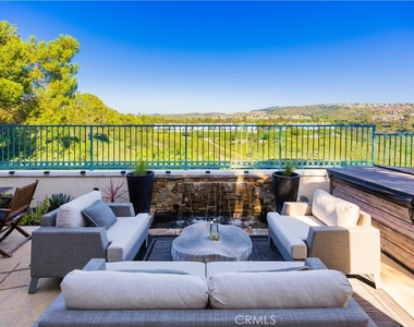 4 Chandon - Photo Thumbnail 52