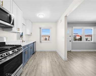 1612 Orange Ave - Photo Thumbnail 5