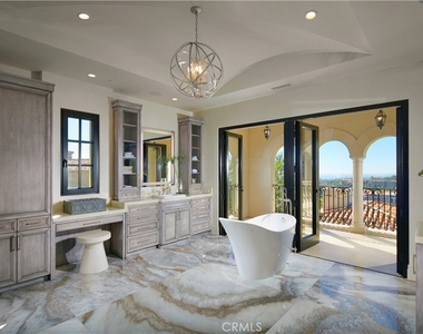 3 Del Mar - Photo Thumbnail 29