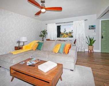 907 California Street - Photo Thumbnail 13