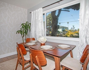 907 California Street - Photo Thumbnail 17