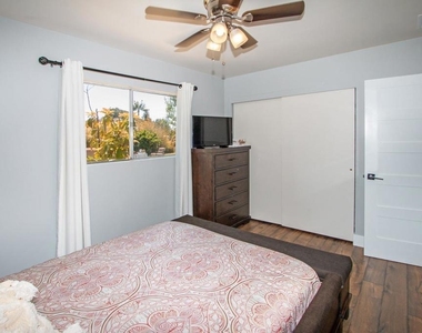 907 California Street - Photo Thumbnail 22