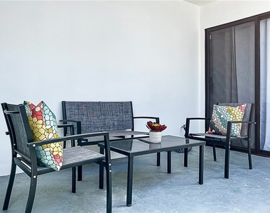 75407 Montecito Dr - Photo Thumbnail 22