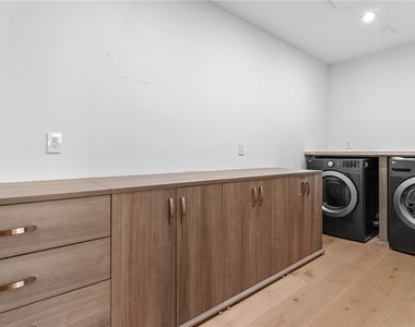 514 W Washington Blvd - Photo Thumbnail 20
