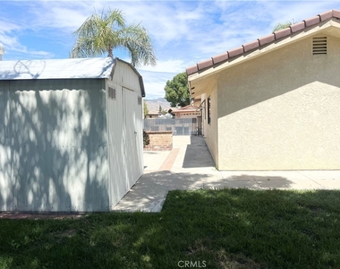 739 Chardonnay Place - Photo Thumbnail 24