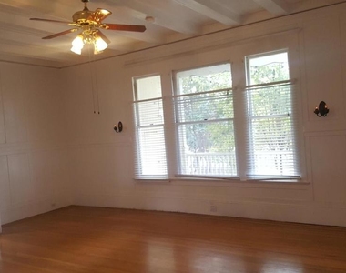 627 Rose Avenue - Photo Thumbnail 2
