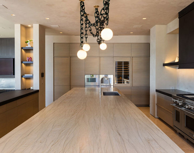 1616 Blue Jay Way - Photo Thumbnail 9