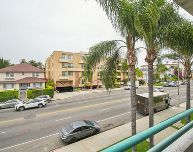 870 Crenshaw Boulevard - Photo Thumbnail 2
