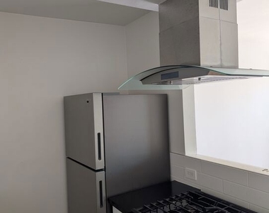 2626 Cloverfield Boulevard - Photo Thumbnail 6