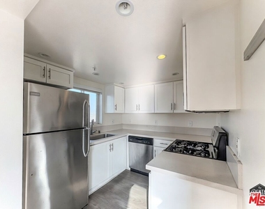 4980 S Centinela Avenue - Photo Thumbnail 4