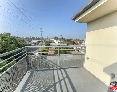 4980 S Centinela Avenue - Photo Thumbnail 18